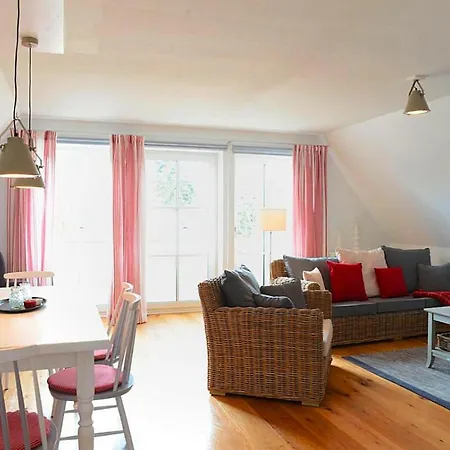 - Dns10065-eyb Apartament *